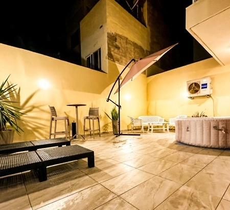 Sliema Jacuzzi Flat Apartment ภายนอก รูปภาพ