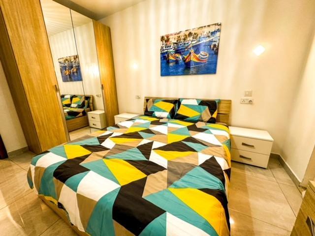 Sliema Jacuzzi Flat Apartment ภายนอก รูปภาพ